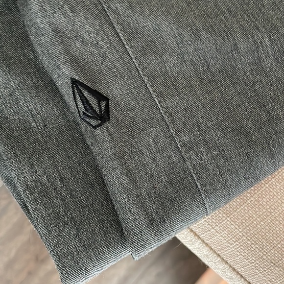 Volcom - Chinos - Picture 2 of 4